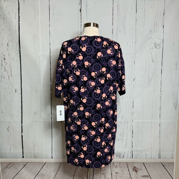 LuLa Roe Irma - Picture 6 of 9